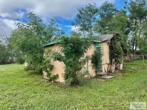 114 W Clark St, Pharr, TX 78577 photo 8