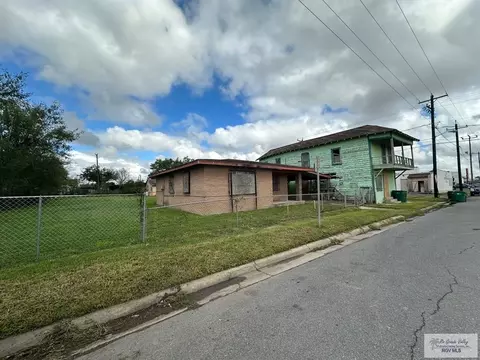 114 W Clark St, Pharr, TX 78577 photo 2