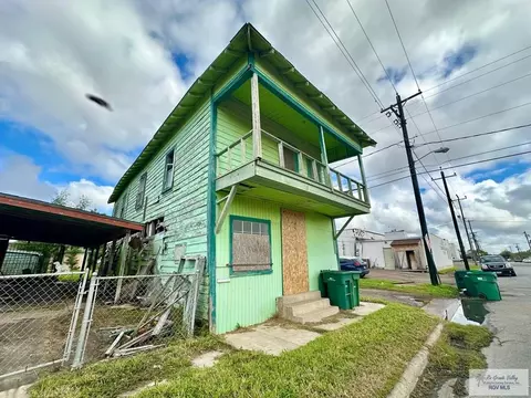 114 W Clark St, Pharr, TX 78577 photo 4