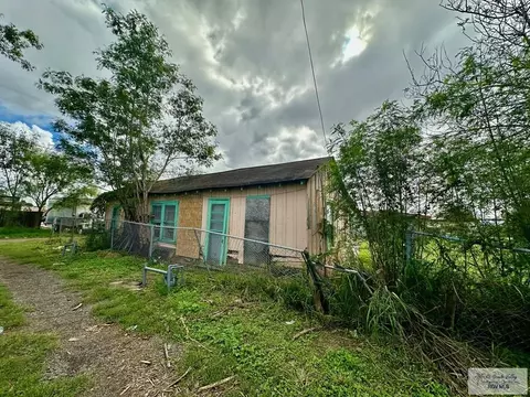 114 W Clark St, Pharr, TX 78577 photo 11