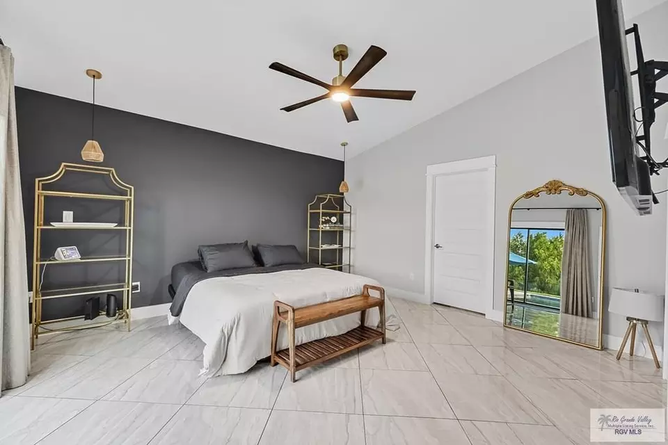 Bedroom - 14109 El Caribe Cir, La Feria, TX 78559 photo 1 of 2