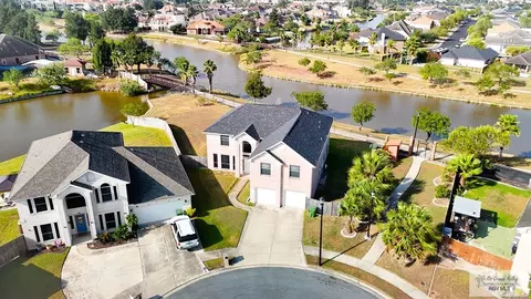 3240 Creekwood Dr, Brownsville, TX 78526