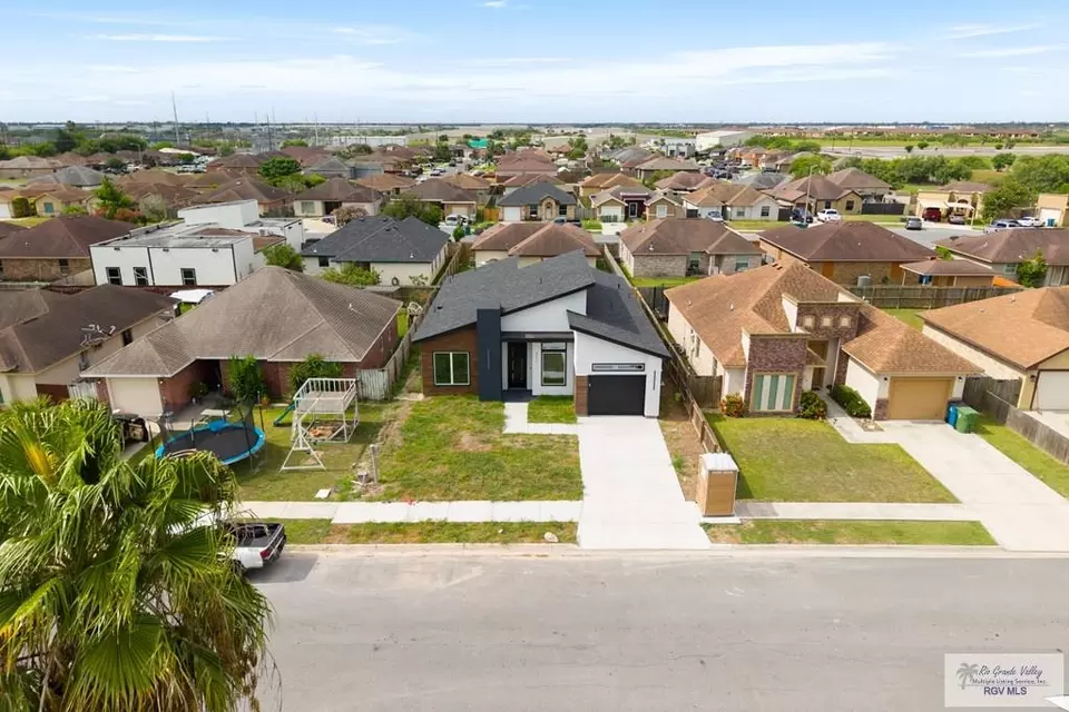 View/Area - 4773 Espinosa Ln, Brownsville, TX 78521 photo 1 of 6