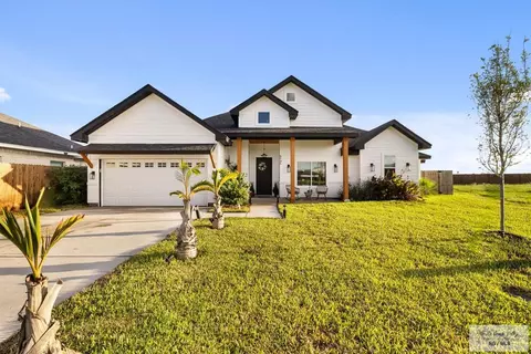 9745 Lake Arthur Ct, Los Fresnos, TX 78566