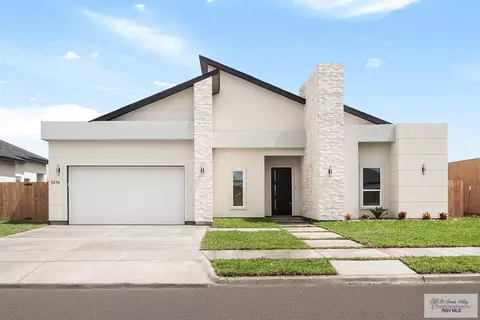 6156 Mackenna Dr, Brownsville, TX 78526