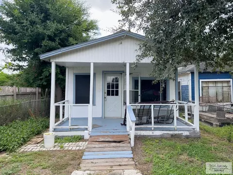 911 Curtis St, Harlingen, TX 78550