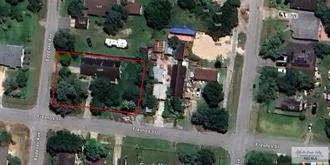 7406 Beddoes Ave, Olmito, TX 78575