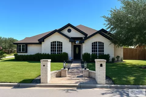 1830 Swan Ln, Harlingen, TX 78550