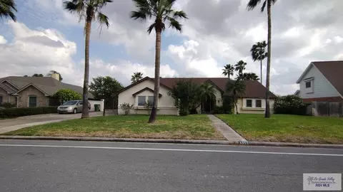 4955 Lakeway Dr, Brownsville, TX 78520