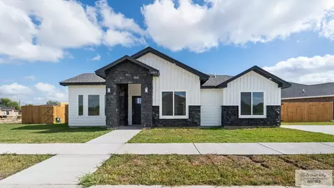 1585 Los Alamos St, Brownsville, TX 78520