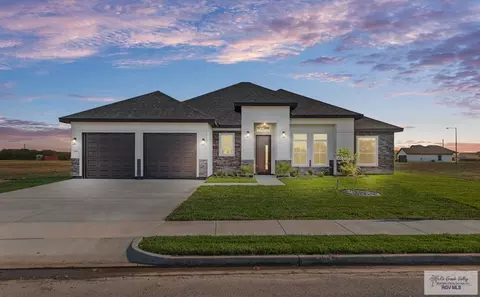 2906 Golden Bear Dr, Harlingen, TX 78550