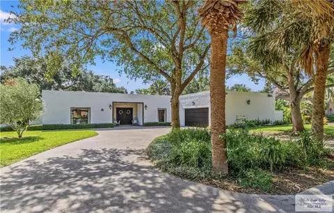 218 Palm Valley Dr W, Harlingen, TX 78552