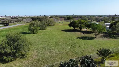 20926 Sid Jones Rd, Harlingen, TX 78552