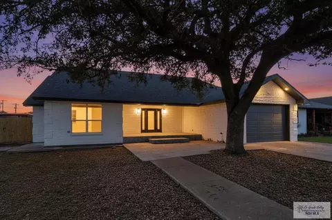 829 W White Ave, Raymondville, TX 78580