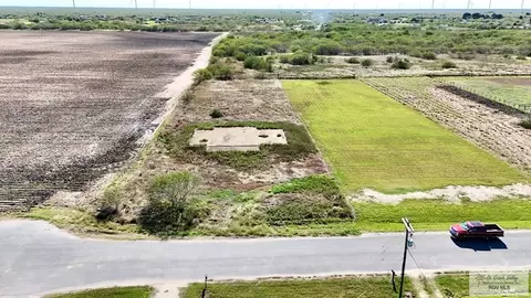 35148 Potreros South Rd, Los Fresnos, TX 78566