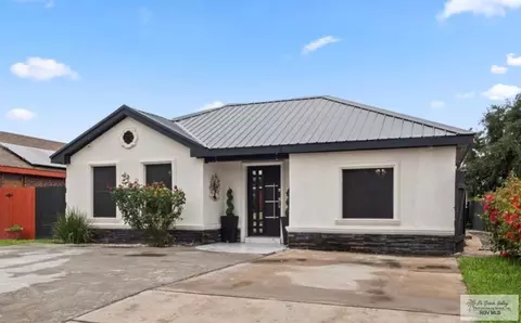 2238 El Paraiso Dr, Brownsville, TX 78520