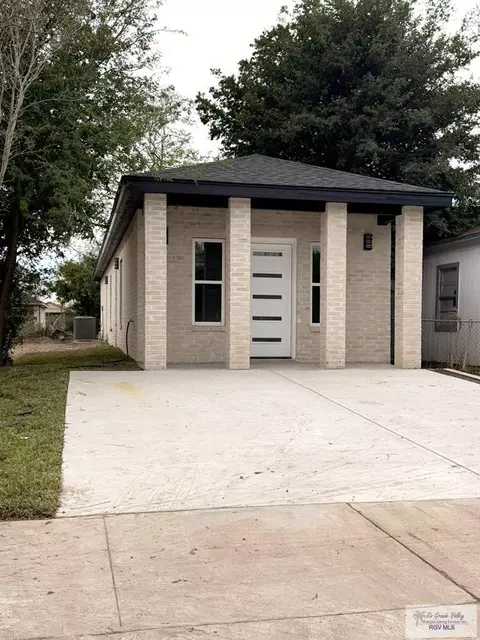 909 W Curtis St, Harlingen, TX 78550