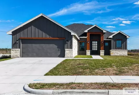2420 Seagull Ln, Harlingen, TX 78552