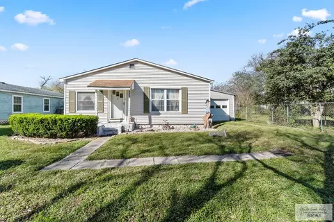 404 S Reynolds Dr, Rio Hondo, TX 78583