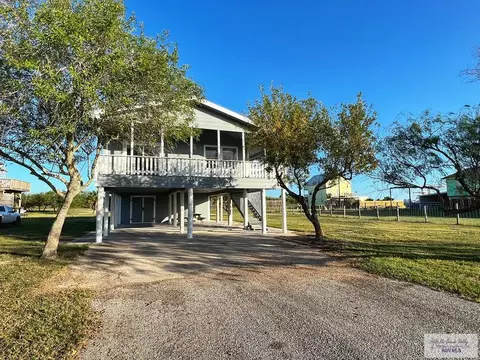 1044 E Port Dr, Port Mansfield, TX 78598