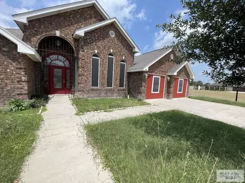105 Thornwood Dr, Rio Grande City, TX 78582