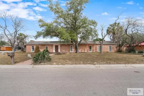 638 W Rodriguez Ave, Raymondville, TX 78580