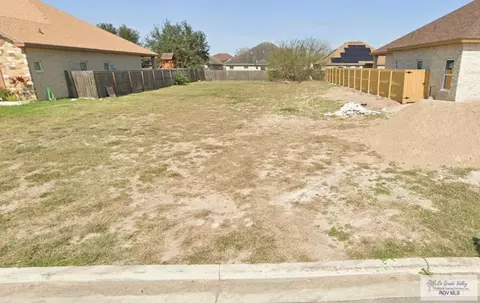 000 W Mccullar Ct #4, Primera, TX 78552