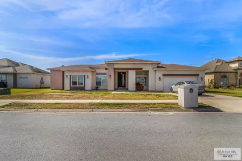 152 Canteros Dr, Rancho Viejo, TX 78575
