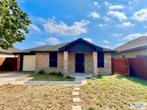 517 Ruby Red Ln, Brownsville, TX 78520