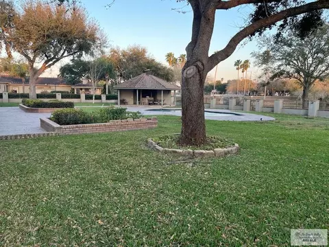 29 Cortez Ave, Rancho Viejo, TX 78575