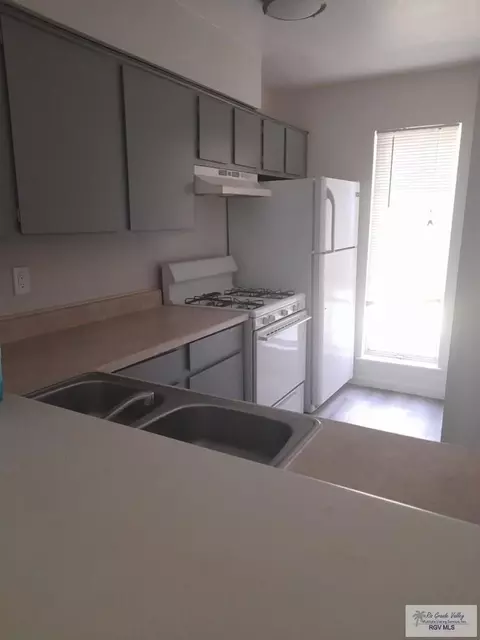 1900 University Blvd #10F, Brownsville, TX 78520