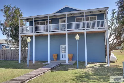 713 Baffin Dr, Port Mansfield, TX 78598
