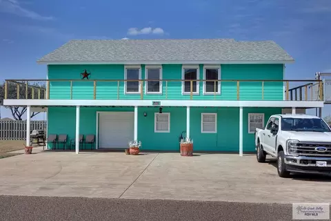 1229 Port South Dr, Port Mansfield, TX 78598