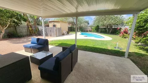 409 Morris St, Laguna Vista, TX 78578