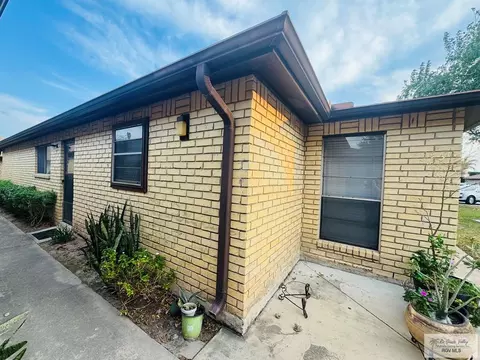 200 Santa Ana #16, Rancho Viejo, TX 78575