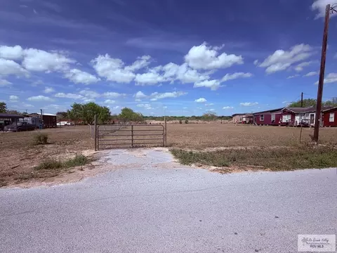 365 Ledesma #25 & 26, Raymondville, TX 78580