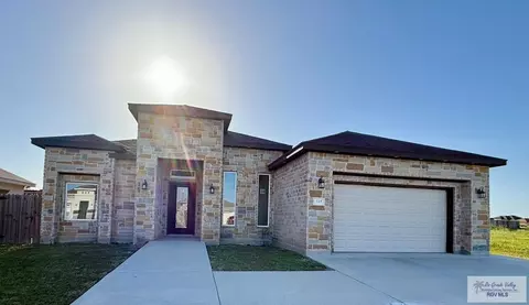 139 Heron Dr, Los Fresnos, TX 78566