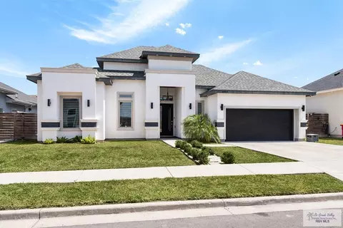 6854 Woodstock Dr, Brownsville, TX 78526