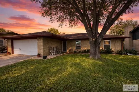 914 N 26th St, Harlingen, TX 78550