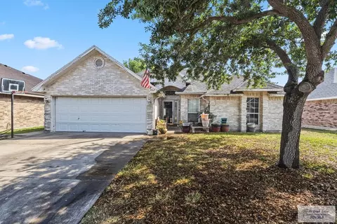 732 Nantucket Dr, Harlingen, TX 78550