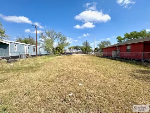 108 Elia St, Edcouch, TX 78538 photo 11