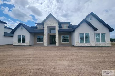 1209 Thacker Ln, Harlingen, TX 78552