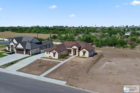 1413 Thacker Ln, Harlingen, TX 78552
