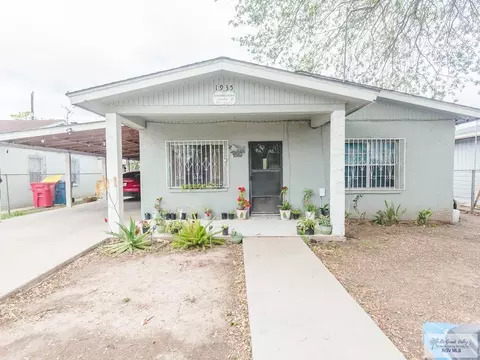 1935 Oasis Dr, Brownsville, TX 78521