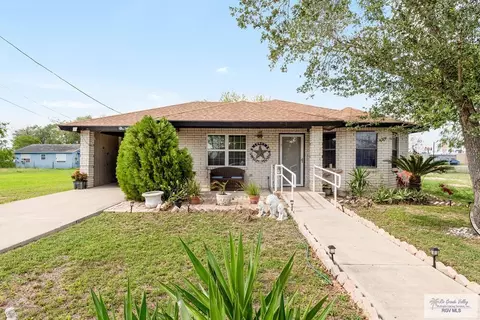 943 E Rodeo Dr #12, Raymondville, TX 78580