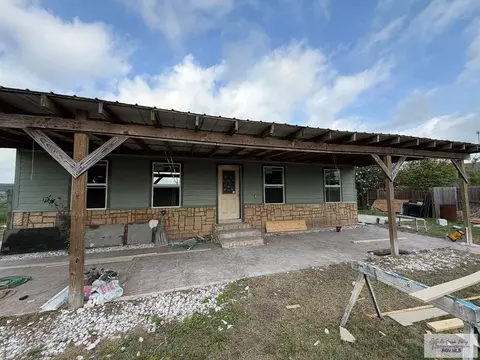 20652 Sid Jones Rd, Harlingen, TX 78552