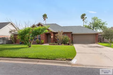 1674 Knobhill Dr, Brownsville, TX 78520