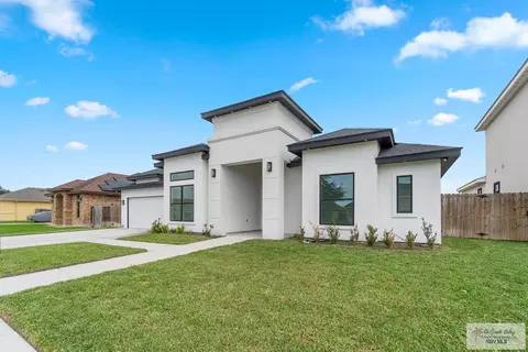 1321 White Oak Dr, Harlingen, TX 78552