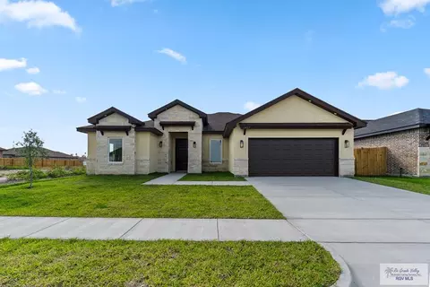 1427 S Stirrup Cir, San Benito, TX 78586