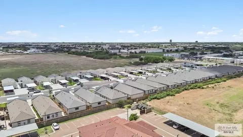 View/Area - 1802 W Violet Dr, Pharr, TX 78577 photo 4 of 6